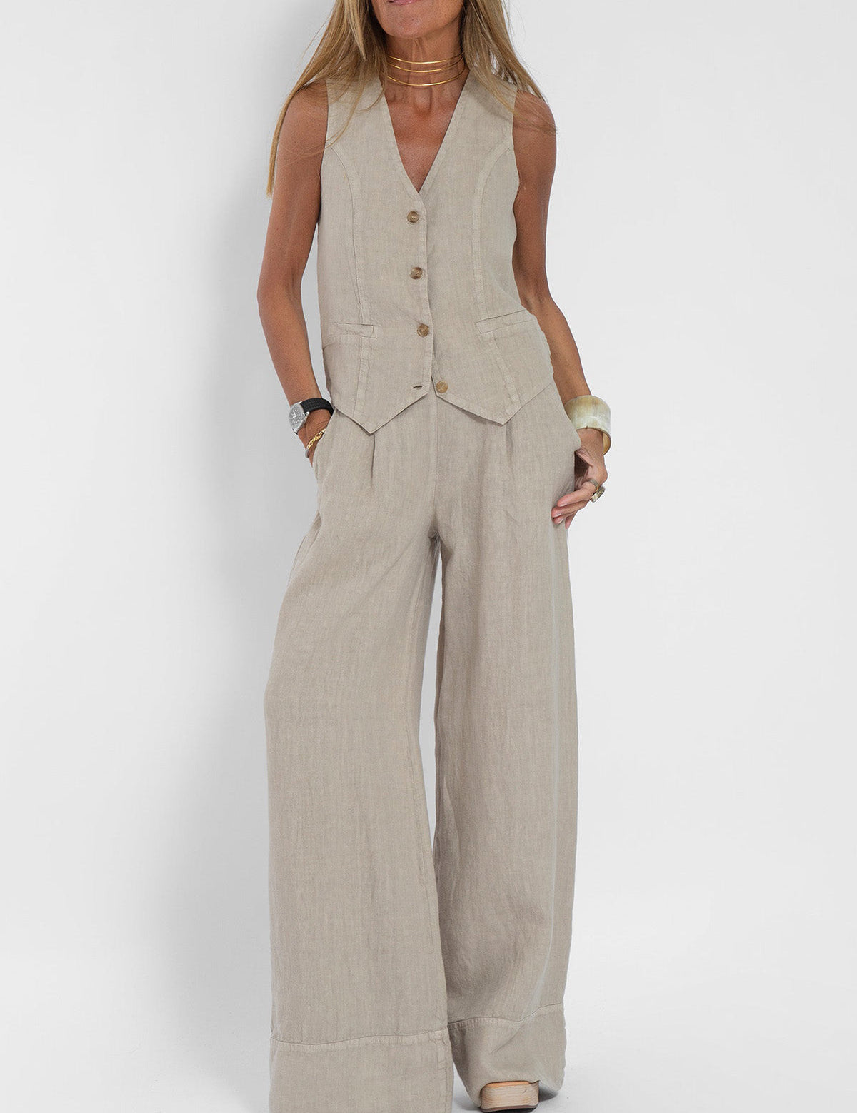 Aira – Chic Two-Piece Set with Vest and Wide-Leg Trousers
